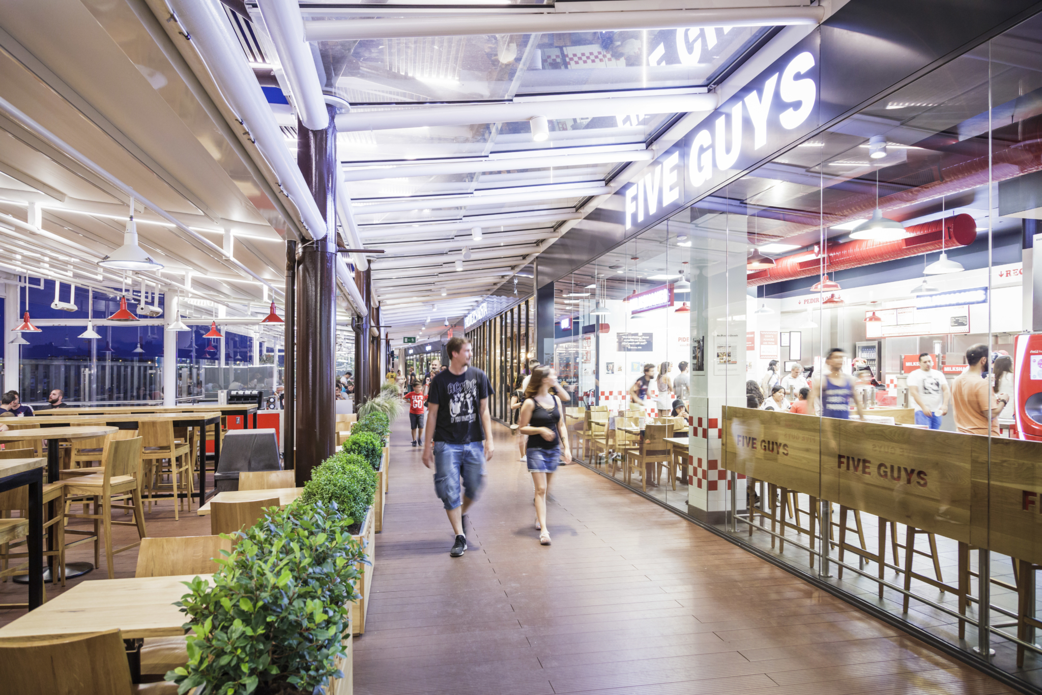 DLF's revamped shopping mall to allot 38% space for F&B