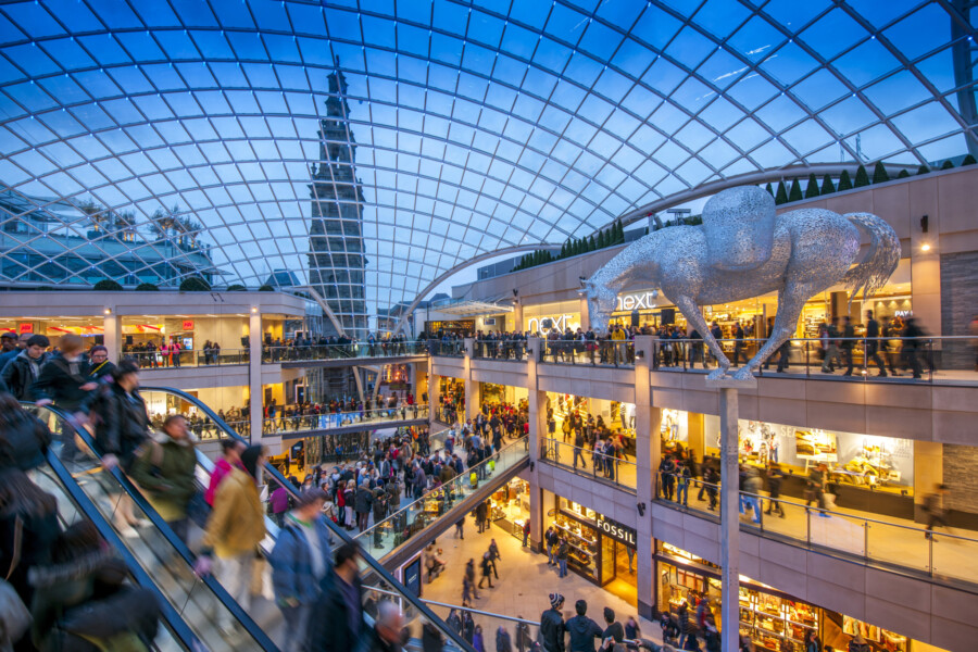 031 Tql Trinity Leeds Uk N271